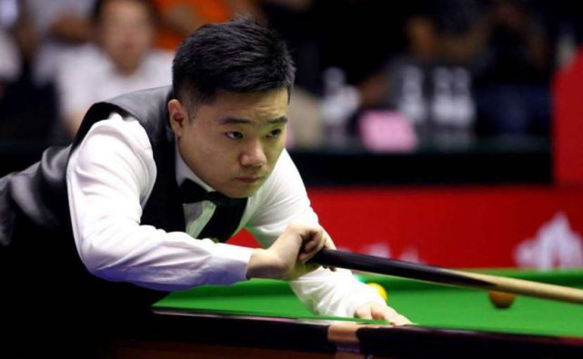 强侧突分 强侧突分